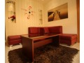 shk-mfrosh-llaygar-fy-alshmysany-sharaa-althkaf-mn-almalk-mbashr-aaman-alardn-small-3