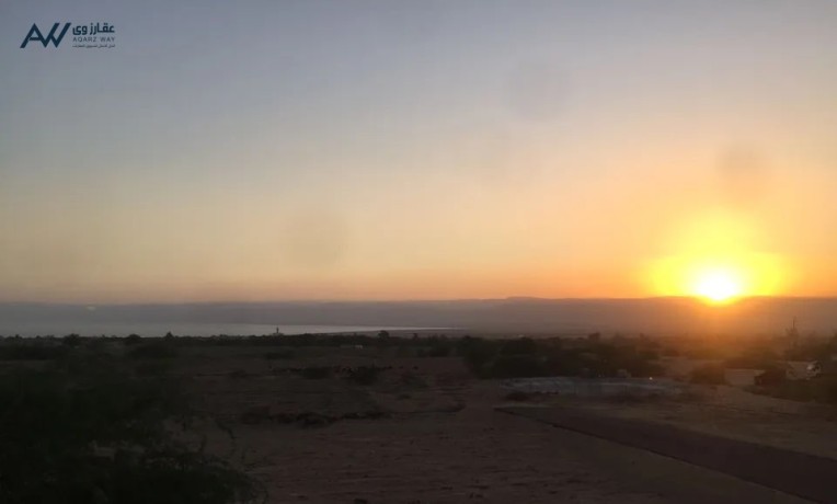 ard-mmyz-fy-albhr-almyt-mn-almalk-1900-m-big-1
