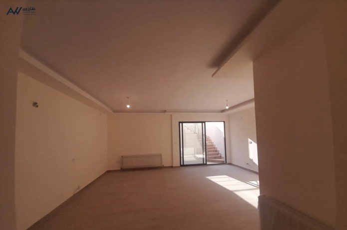 shk-fy-alkrsy-shbh-ardy-llbyaa-gdydh-ghyr-mskonh-msah-100-mtr-mn-almalk-big-1