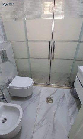 shk-mfrosh-ardy-mstkl-fy-dyr-ghbar-thlath-ghrf-nom-6851-big-4