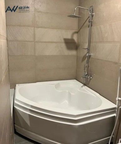 shalyh-ofyla-msbh-17-fy-7-alaaab-mayy-llatfal-maa-brkh-mnfslh-big-0