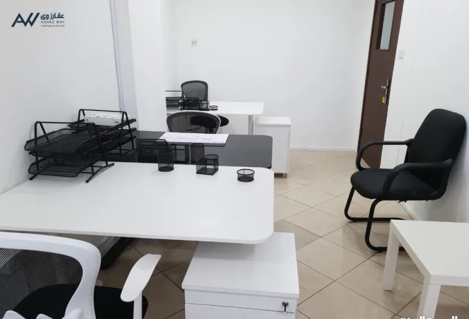 mktb-mfrosh-llaygar-dmn-hadn-aaamal-sharaa-algamaa-alardny-big-3