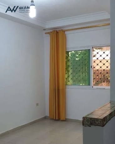 astdyohat-fargh-omfrosh-mkabl-alboab-alryysy-llgamaa-alardny-bsaar-mghry-big-1