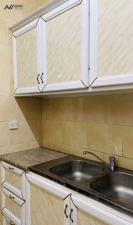 shk-mfrosh-fy-alaakb-llaygar-alyomy-sobr-dyloks-big-2