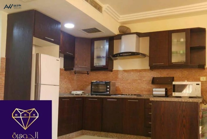 shk-ardy-mfrosh-mmyzh-skny-astthmary-llbyaa-bsaar-mghry-ohrk-fy-ark-mnatk-alsabaa-krb-kozmo-big-0