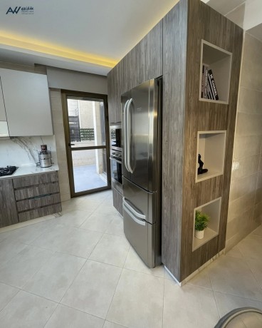 two-bedroom-apartment-in-abdoun-big-2