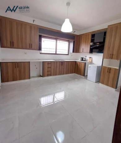 mnzl-dmn-kmbaond-llaygar-big-2