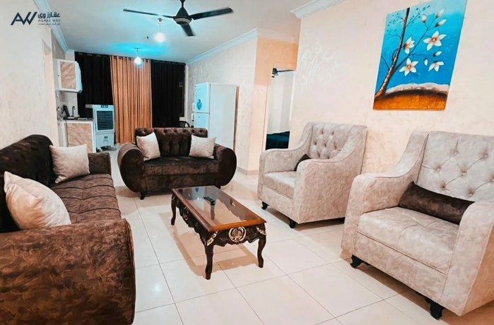 shkk-mfrosh-fakhr-yomy-mkabl-albhr-mbashrh-alaakbh-big-3