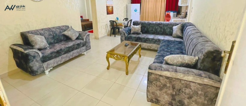 shkk-mfrosh-fakhr-yomy-mkabl-albhr-mbashrh-alaakbh-big-4