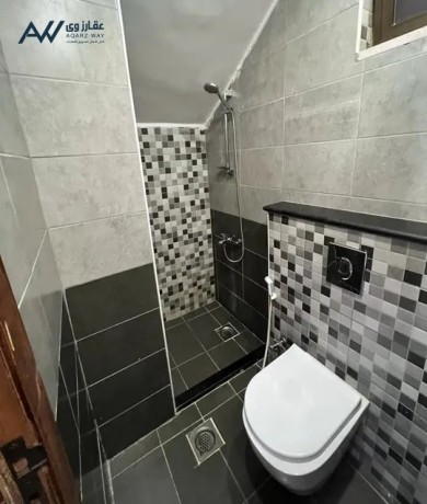 shalyh-fakhr-llaygar-vip-algof-albhr-almyt-zian-chalet-big-1