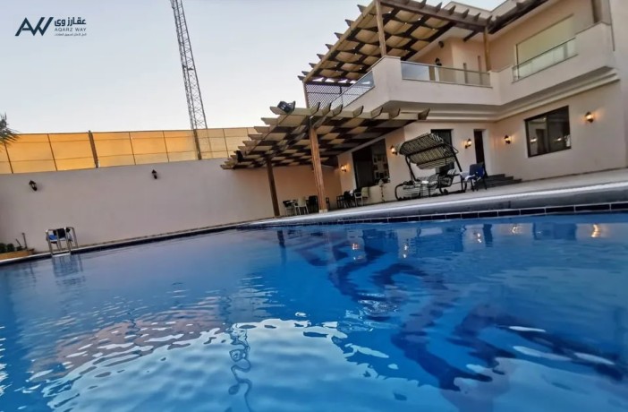 shalyh-fakhr-llaygar-vip-algof-albhr-almyt-zian-chalet-big-4