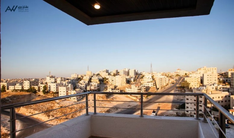 tmlk-shk-alaamr-bsaar-mghrrry-gdaaa-fy-agml-moakaa-abo-aalnda-atlalh-banorama-mn-almalk-big-1