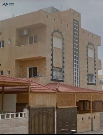 shk-mfrosh-llbyaa-alaaashr-alghrby-thany-fny-bsaar-hrk-llbyaa-almstaagl-shaml-alathath-big-1