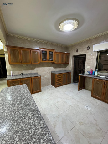 shk-fakhr-llaygar-balkrb-mn-alkmbaond-alamaary-big-2