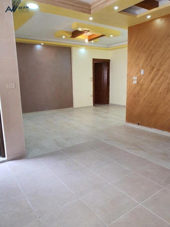 shk-gdyd-llaygar-lm-tskn-baad-big-1