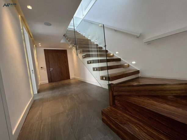 shk-llaygar-alsnoy-maa-rof-fy-aabdon-big-4