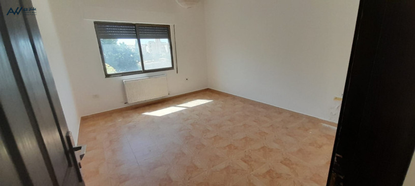 shk-fargh-llaygar-fy-dyr-ghbar-big-3