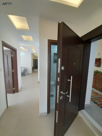 shk-llbyaa-fy-agml-moakaa-khlda-big-1