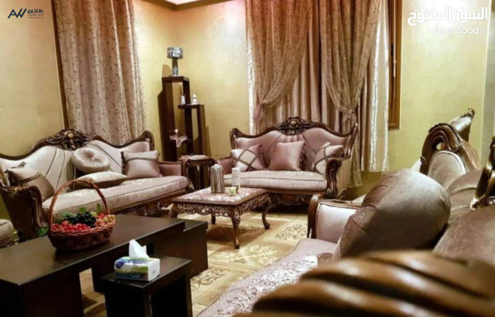 fyla-raky-ofkhm-llbyaa-maa-alaafsh-bdaaay-alsfr-big-2