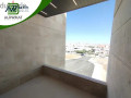 shk-fakhr-llbyaa-fy-althhyr-frs-la-tfot-small-3