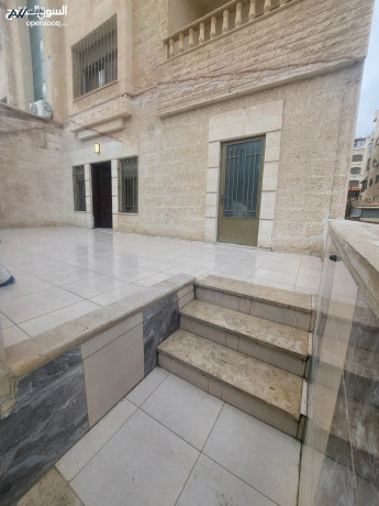 shkh-ardyh-160m-otrs70m-dahy-alrshyd-bsaar-mghry-mn-almalk-big-1