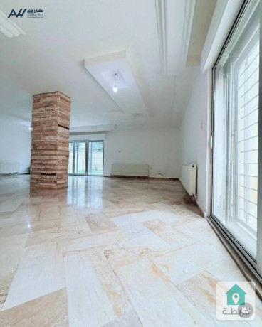 shk-doblks-llbyaa-fy-alnkhyl-big-1