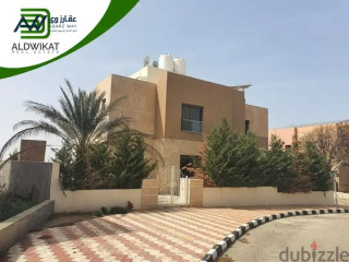 فيلا مستقلة للبيع في بدر الجديدة مساحة الارض 740 م مساحة البناء 465 م