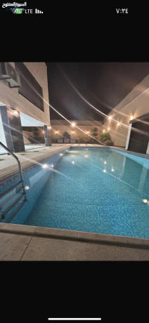 fyla-bmokaa-mmyz-llbyaa-mfroshh-kamlh-fy-tryk-almtar-big-1