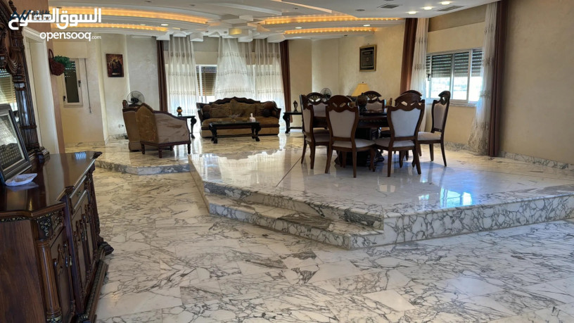 shkh-mfroshh-tabk-rabaa-llaygar-big-0