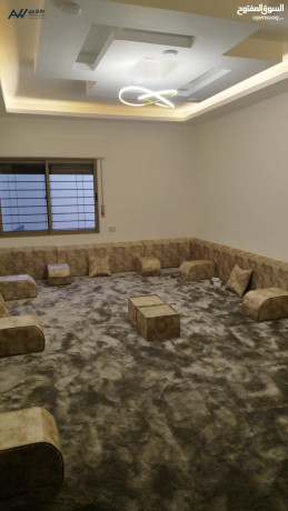 shk-mfrosh-ao-nsf-mfrosh-mdkhl-mstkl-150-mtr-maa-msahat-khalrgy-llaygar-khlf-alrahbat-mn-almalk-mbashr-big-0