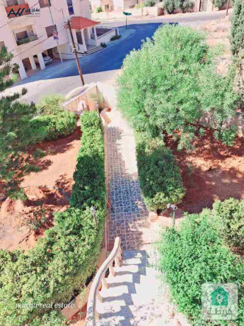 shbh-fyla-llbyaa-fy-algbl-alakhdr-grsh-bsaar-mnasb-big-4