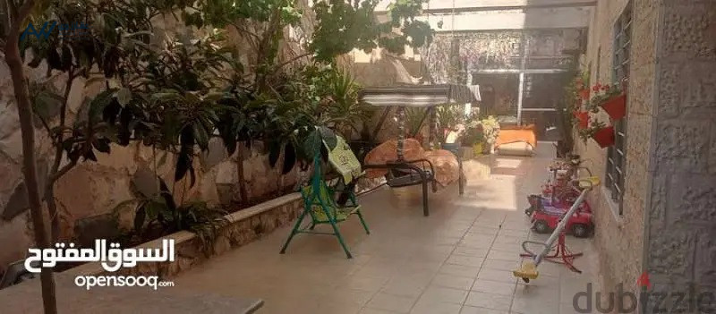 shk-llbyaa-fy-tryk-almtar-bganb-gamaa-albtraaa-big-2