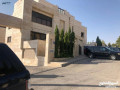 shkh-shbh-fyla-bmoasfat-aaaly-fy-dabok-llbyaa-mn-almalk-mbashr-obsaar-mghry-small-3