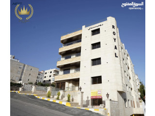 شقة ارضية للبيع مساحة 175م مع ترس أمامي طريق المطار_قرب جامعة البترا_رويال للاسكان