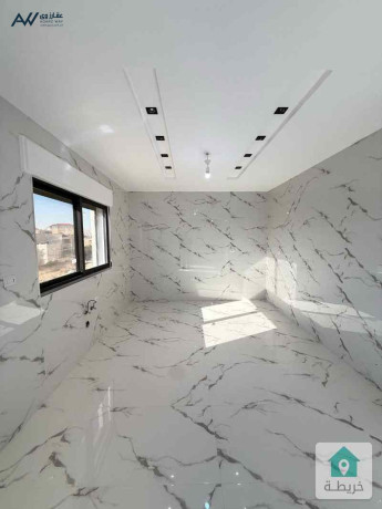 shkh-fkhmh-llbyaa-bshfa-bdran-alkom-tabk-aol-msahh-207-mtr-arbaah-nom-llbyaa-bsaar-87-alf-t-0796974924-big-1