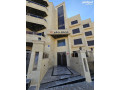 akhr-shk-ardy-balmshroaa-183m-maa-trs-o-krag-mstkl-aal-3shoaraa-mtl-aal-sharaa-alardn-small-2