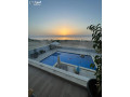 shaly-mtl-aal-albhr-almyt-mkabl-fndk-alhlton-osmarh-mol-small-1