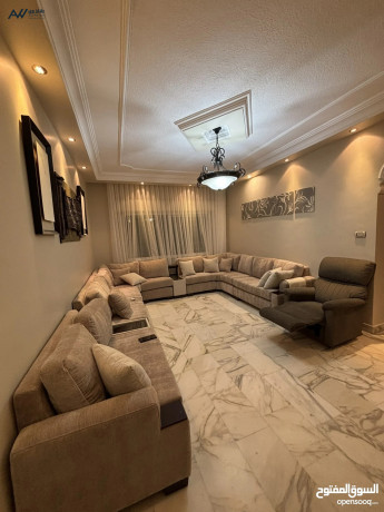 shk-mfrosh-llaygar-fy-mntk-alraby-aaman-big-0