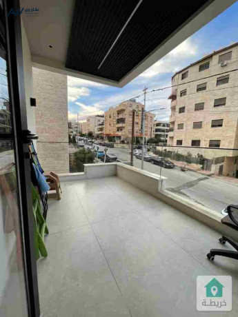 shkh-albyaa-fy-am-alsmak-big-1