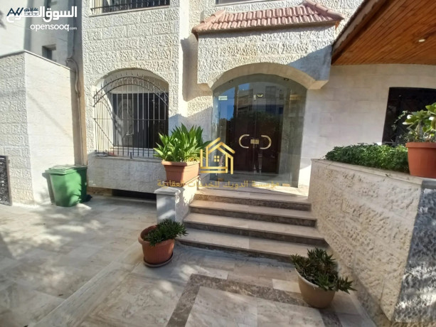 shk-doblks-fakhr-maa-hdyk-otrsat-ark-mnatk-dyr-ghbar-big-0