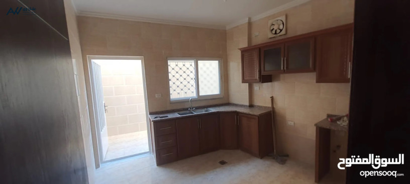 shkh-sobr-dyloks-llaygar-hy-alnzhh-krb-msgd-gaafr-alzrkaaa-aarsan-ao-aaaylh-sghyrh-fkt-big-1