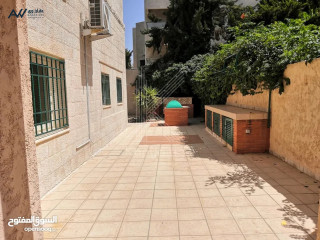شقة مميزة للايجار في عبدون