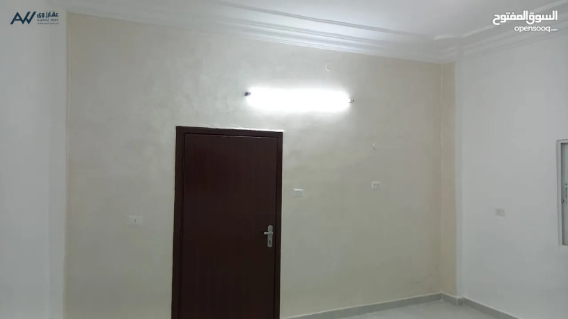 shkh-llaygar-sharaa-almsfah-mkabl-mdars-knzy-thlath-ghrf-ohmam-omtbkh-tslh-laarsan-gdd-big-2