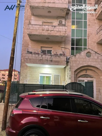 shk-llaygar-fy-algbyh-mkabl-alboab-alshmalyh-big-1