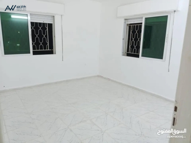 shk-llaygar-3-ghrf-osal-3-hmamat-blkon-arbd-ashar-alnsym-big-0