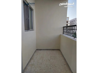 شقة للإيجار بموقع مميز