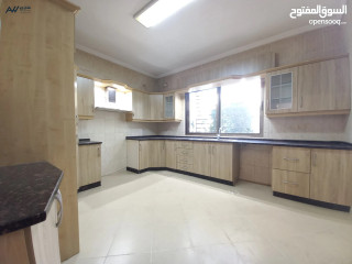 شقة غير مفروشة للإيجار في عبدون ( Property 38430 )-175659901