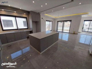شقة غير مفروشة للإيجار ( Property 38694 )-175677151
